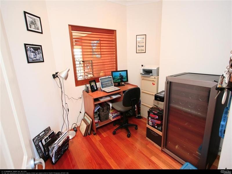 20 Foreshore Drive, Urangan QLD 4655
