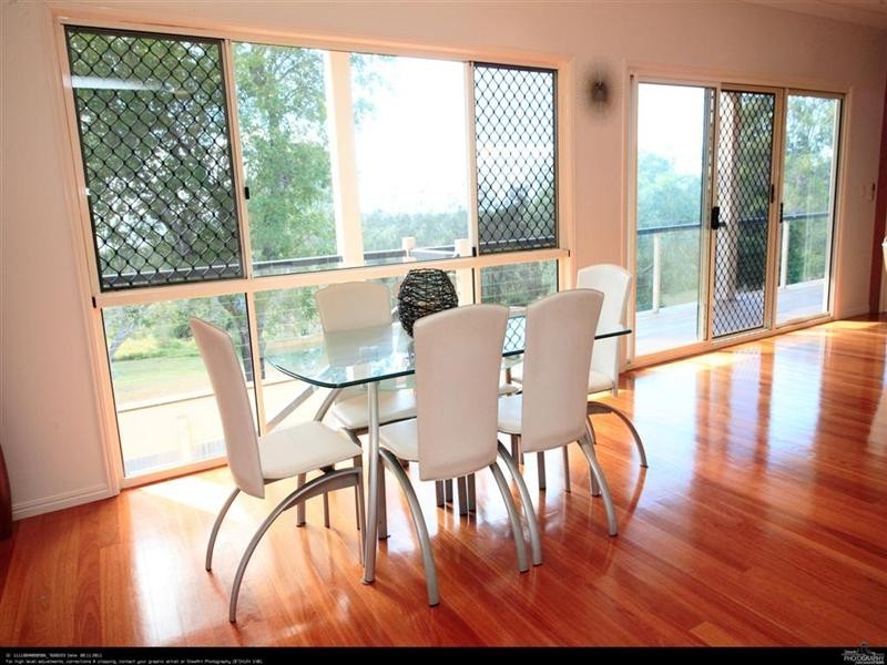 20 Foreshore Drive, Urangan QLD 4655