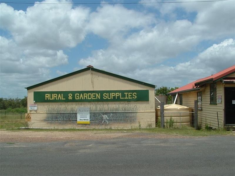 42 Chapel Road, Nikenbah QLD 4655