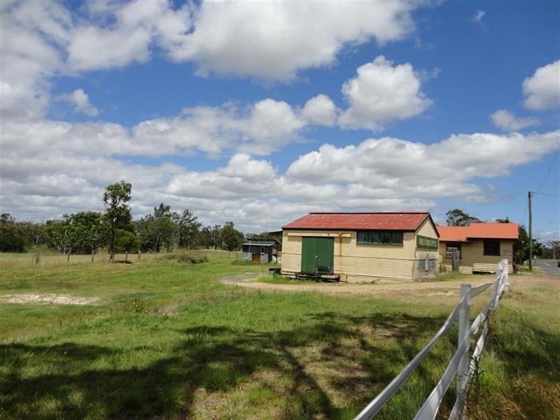 42 Chapel Road, Nikenbah QLD 4655
