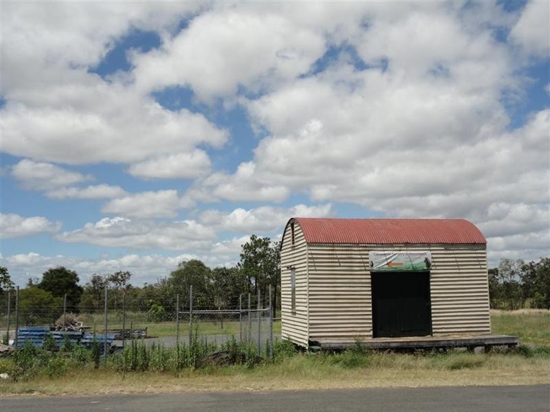 42 Chapel Road, Nikenbah QLD 4655