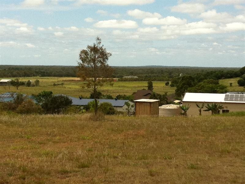 33 High Point Road, Dundowran QLD 4655
