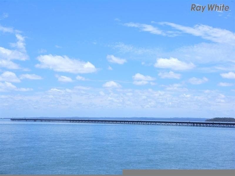 513 Charlton Esplanade, Urangan QLD 4655