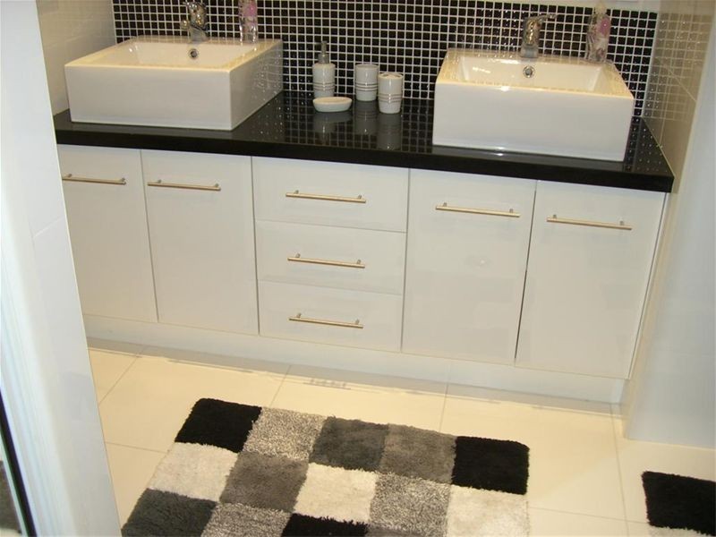 7 Kelly Street, Point Vernon QLD 4655