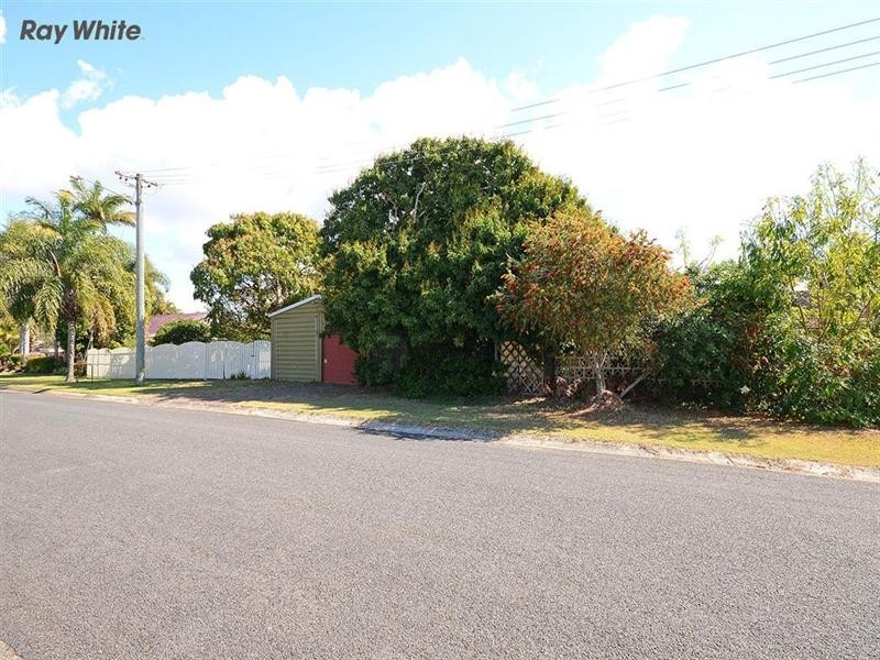 23 Cunningham Street, Torquay QLD 4655