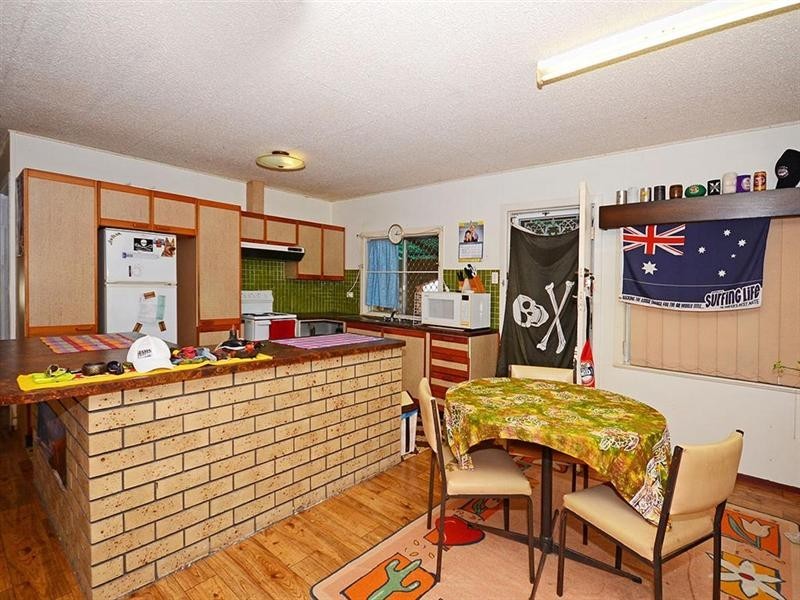 23 Cunningham Street, Torquay QLD 4655