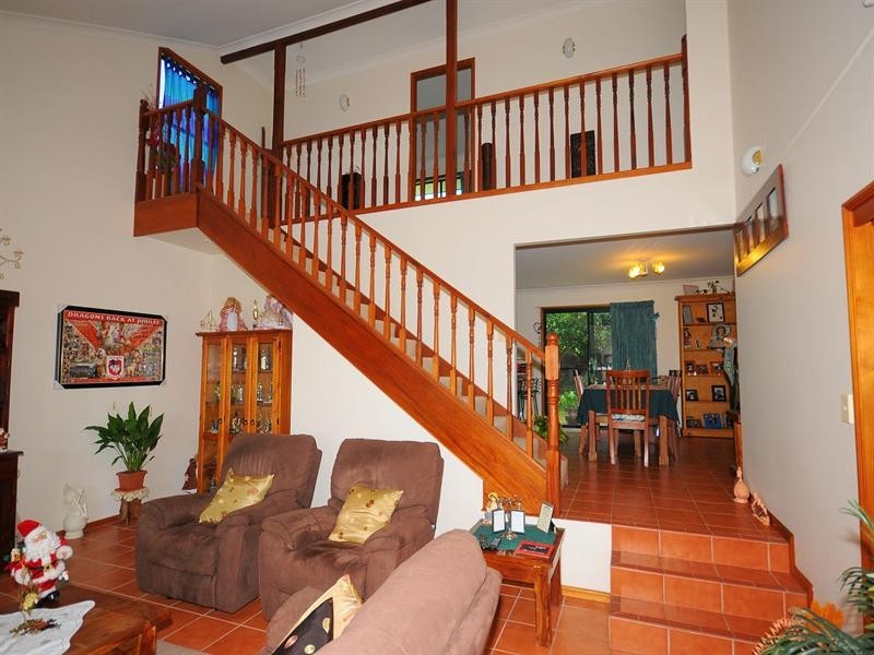 53 Hillcrest Aveune, Scarness QLD 4655