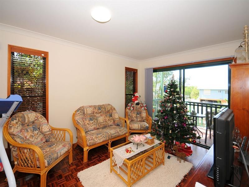 53 Hillcrest Aveune, Scarness QLD 4655