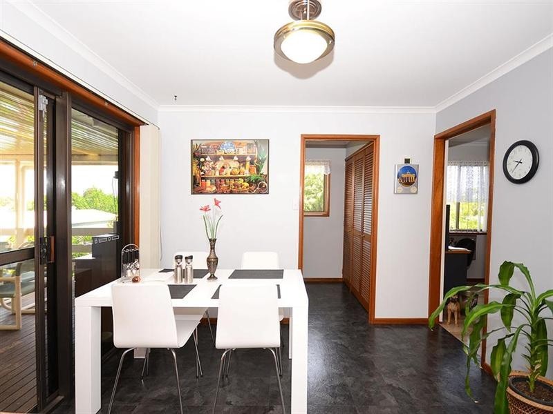 24 Vanda Street, Urangan QLD 4655