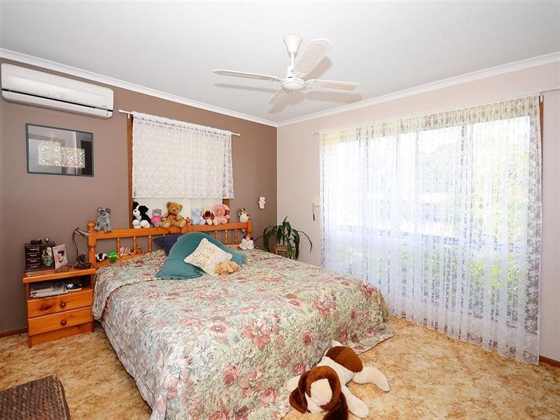 24 Vanda Street, Urangan QLD 4655