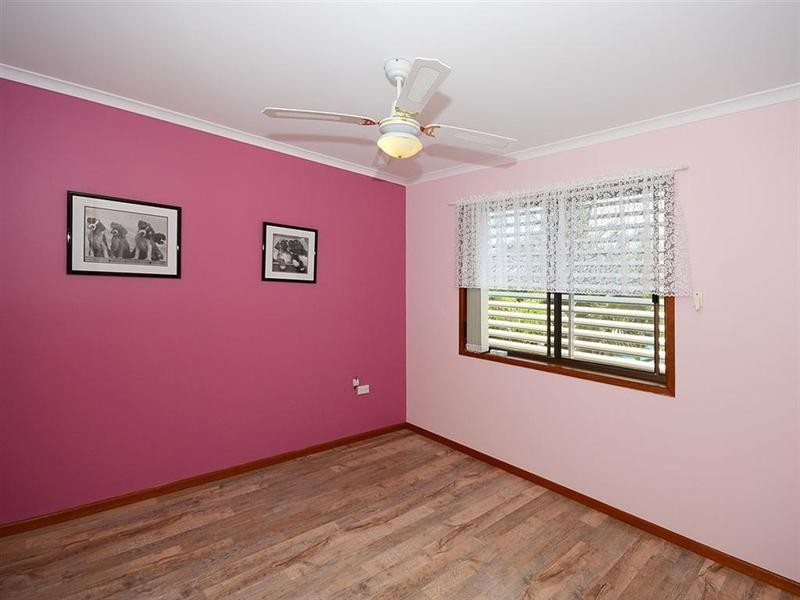 24 Vanda Street, Urangan QLD 4655