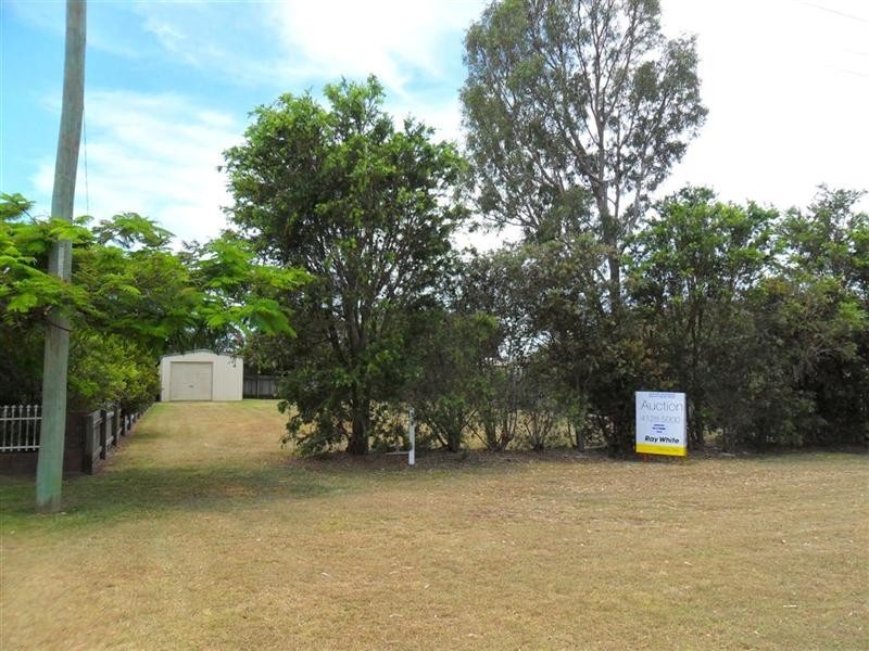 12 Helsham Street, Point Vernon QLD 4655