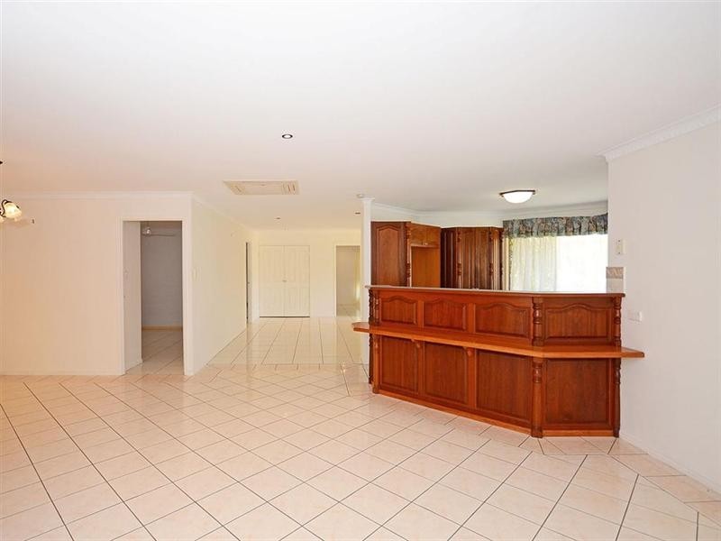 9 Caswell Court, Torquay QLD 4655