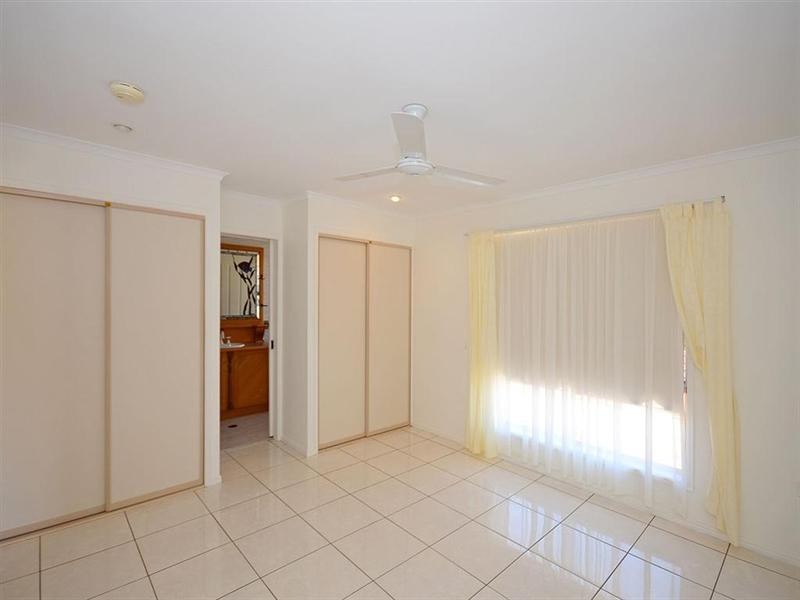 9 Caswell Court, Torquay QLD 4655