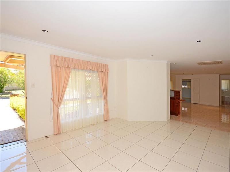 9 Caswell Court, Torquay QLD 4655
