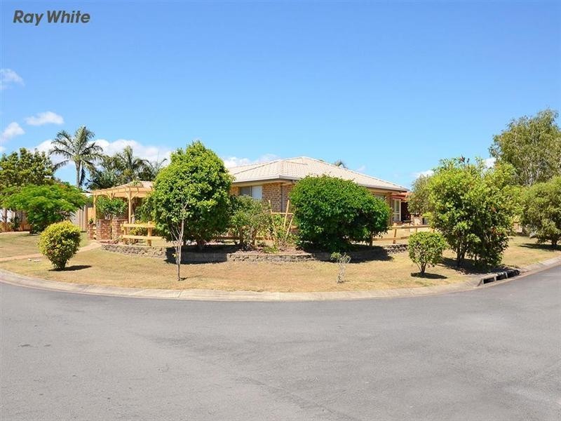 9 Caswell Court, Torquay QLD 4655