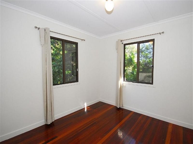 15 FLINDERS, Point Vernon QLD 4655