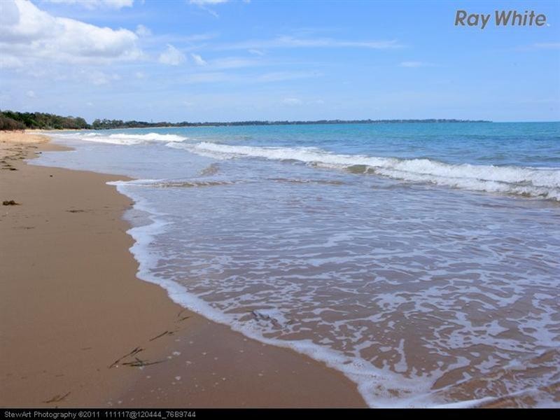 24 Tavistock Street, Torquay QLD 4655