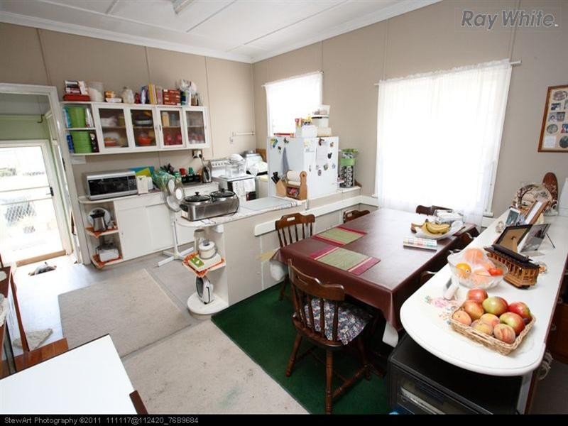 24 Tavistock Street, Torquay QLD 4655