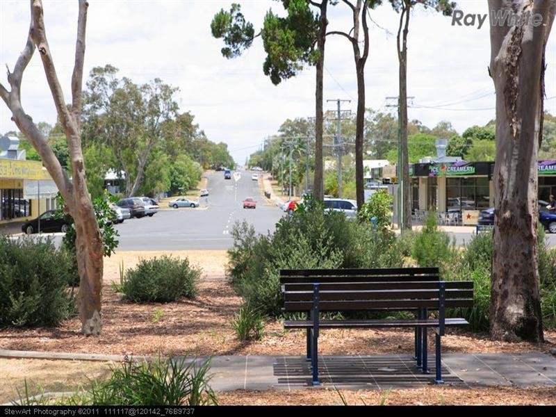 24 Tavistock Street, Torquay QLD 4655