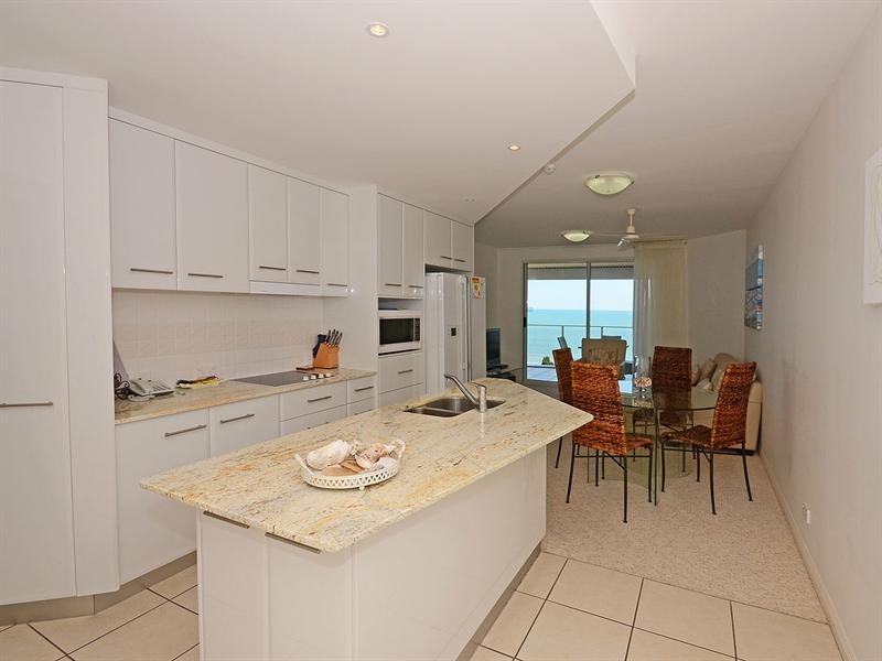 602/239 Charlton Esplanade, Pialba QLD 4655