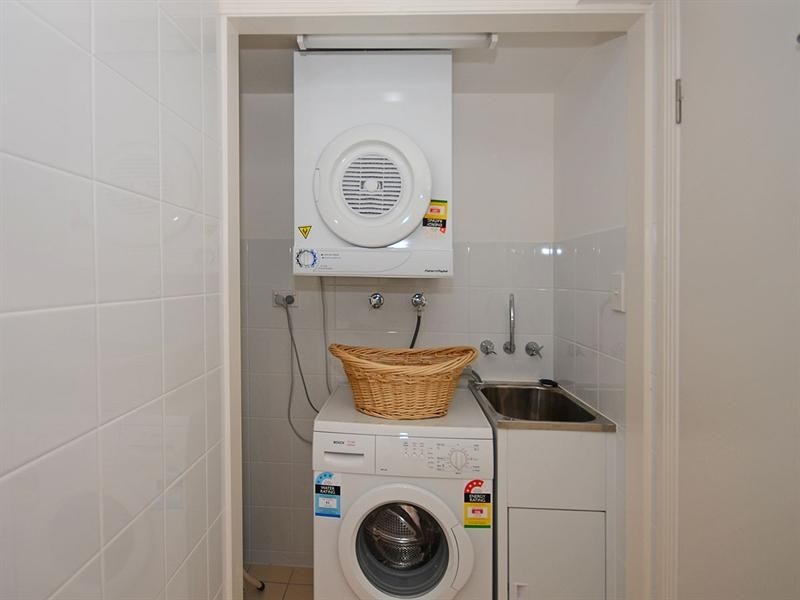 602/239 Charlton Esplanade, Pialba QLD 4655