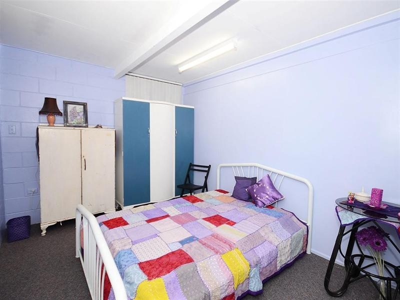 9 Hansen Street, Urangan QLD 4655