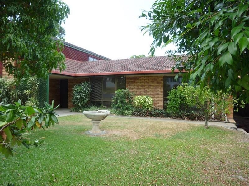 10-12 EXETER, Torquay QLD 4655