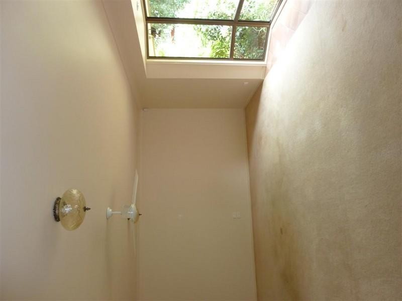 10-12 EXETER, Torquay QLD 4655