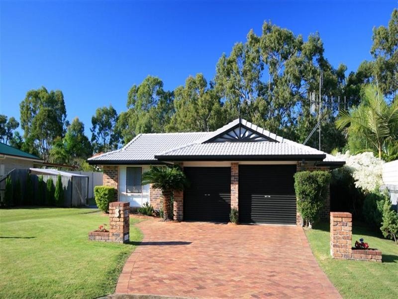 3 Coast Bay Close, Point Vernon QLD 4655