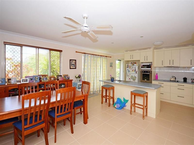 1 Honeysuckle Avenue, Hervey Bay QLD 4655