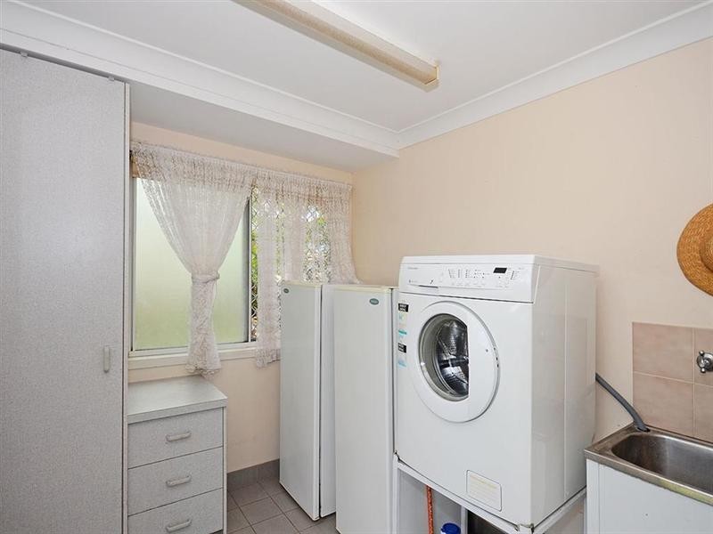 1 Honeysuckle Avenue, Hervey Bay QLD 4655