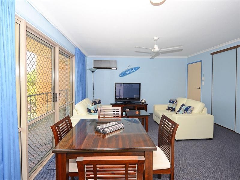 Unit 9/383 Charlton Esplanade, Torquay QLD 4655