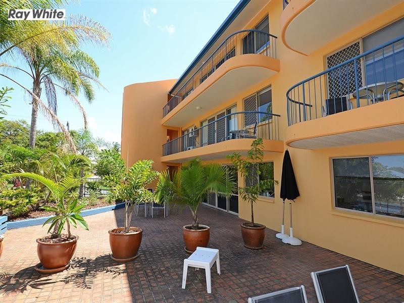 Unit 9/383 Charlton Esplanade, Torquay QLD 4655