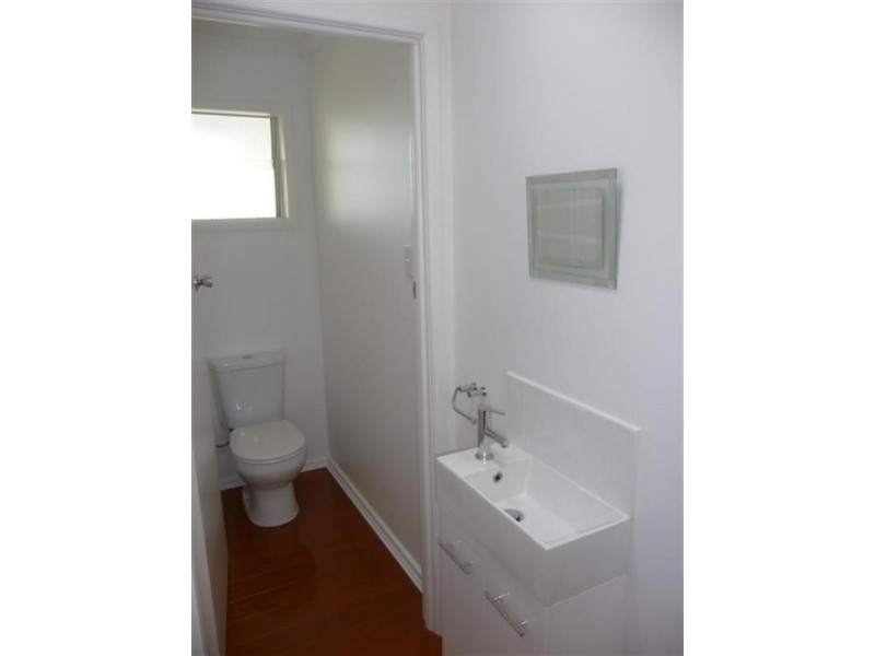 69 LONG, Point Vernon QLD 4655