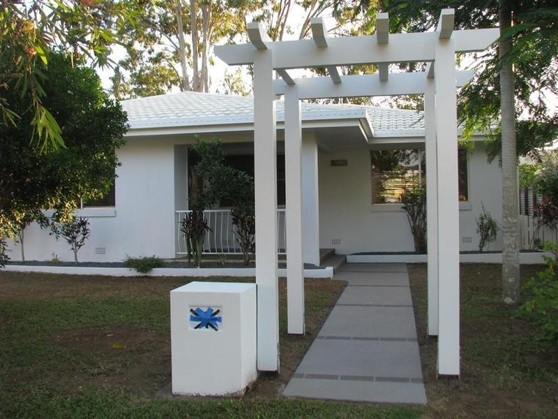 69 LONG, Point Vernon QLD 4655