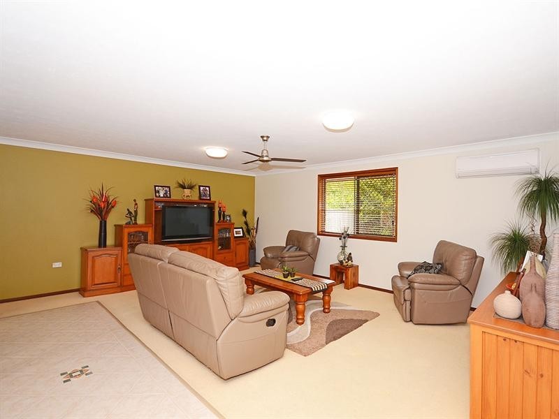 57 Oleander Avenue, Kawungan QLD 4655