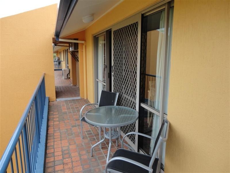 19/383 Charlton Esplanade, Torquay QLD 4655