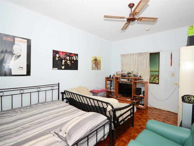 24 Waigani Avenue, Hervey Bay QLD 4655