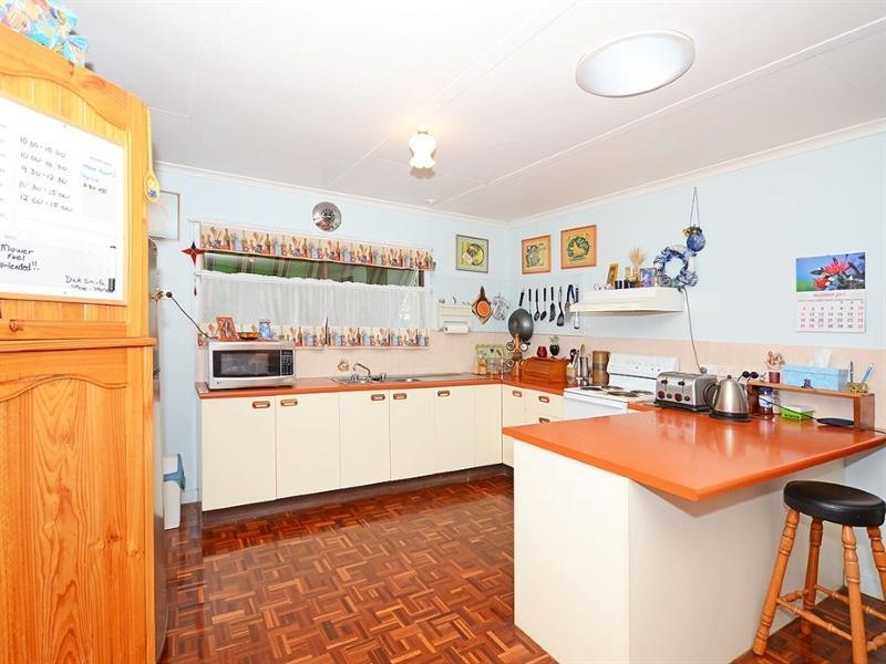 24 Waigani Avenue, Kawungan QLD 4655