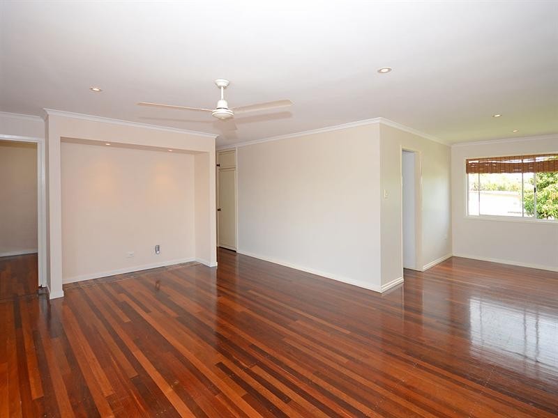 25 Limpus Street, Urangan QLD 4655