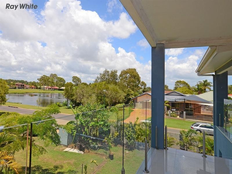 1 Treviso Court, Urangan QLD 4655