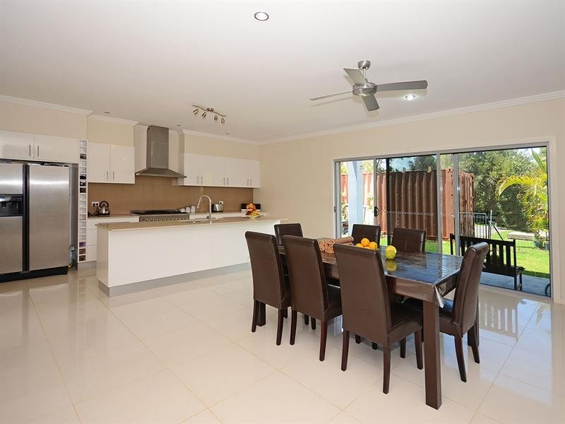 1 Treviso Court, Urangan QLD 4655