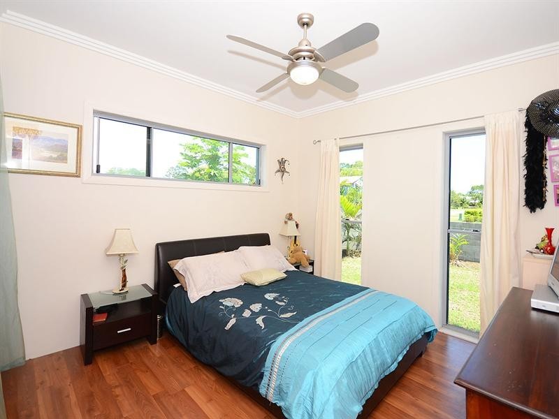 1 Treviso Court, Urangan QLD 4655