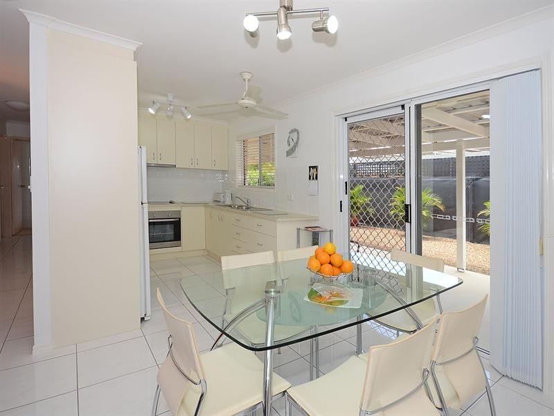 135 Exeter Street, Torquay QLD 4655