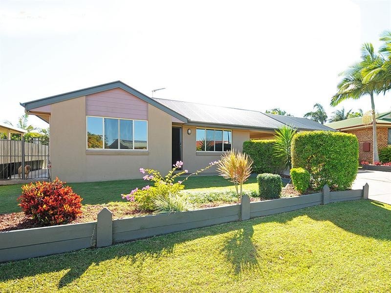 112 Caddy Avenue, Urraween QLD 4655