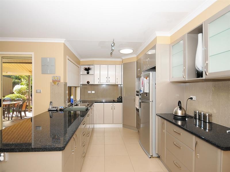 112 Caddy Avenue, Urraween QLD 4655