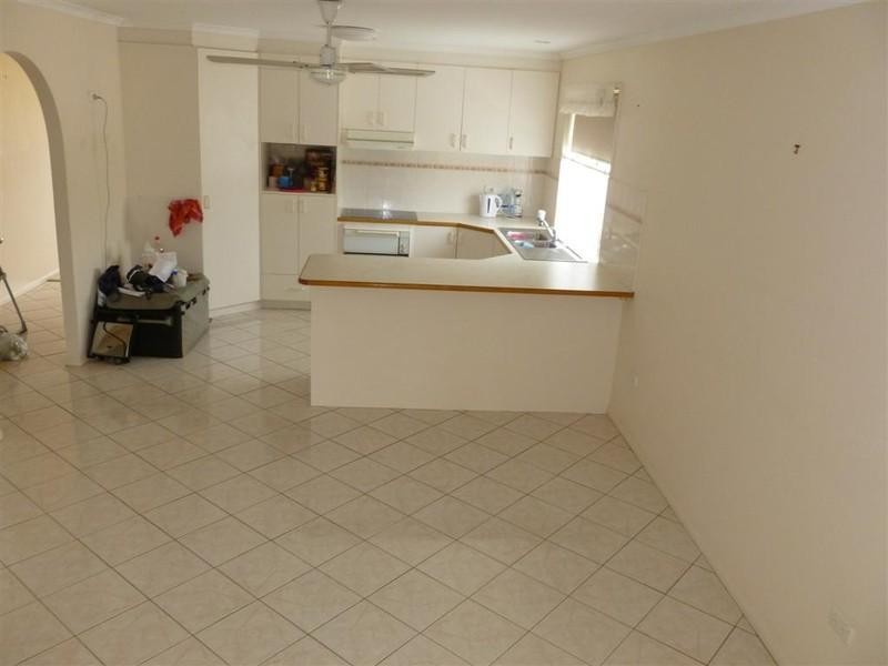 47 HILLCREST, Scarness QLD 4655