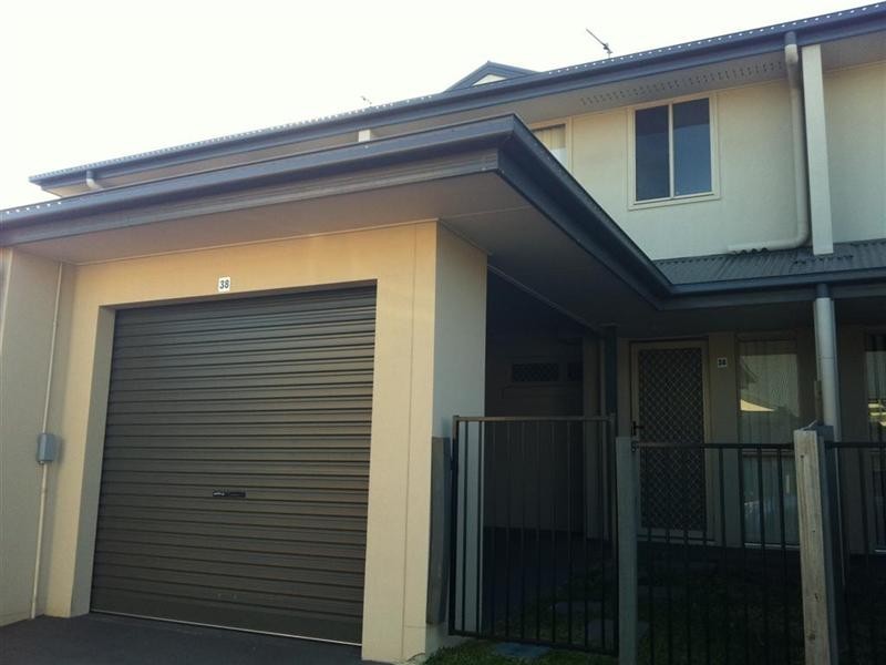 38/1 Ibis Boulevard, Eli Waters QLD 4655