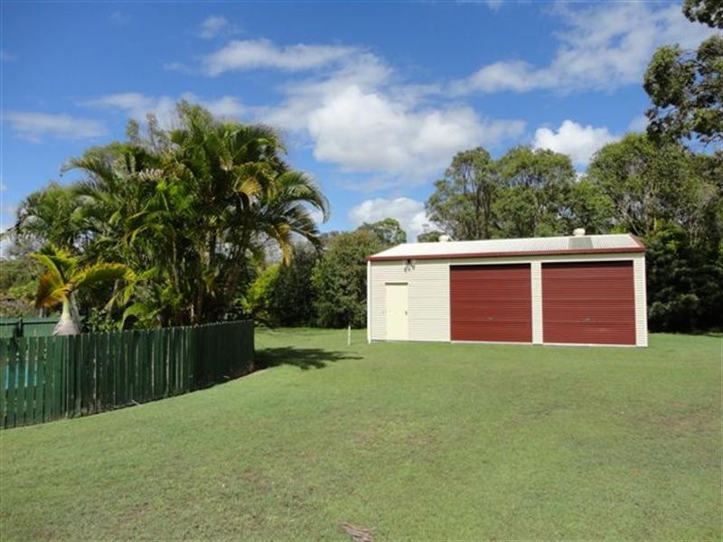 8 Collare Court, Urangan QLD 4655